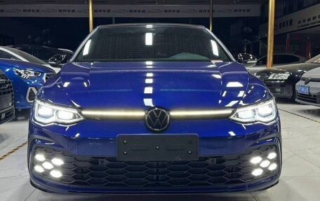Volkswagen Golf VIII, 2021 год, 1 963 877 рублей, 2 фотография