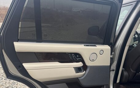 Land Rover Range Rover IV рестайлинг, 2018 год, 7 350 000 рублей, 12 фотография