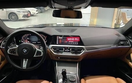BMW 4 серия, 2022 год, 3 903 000 рублей, 10 фотография