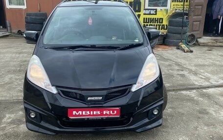 Honda Fit III, 2010 год, 750 000 рублей, 1 фотография