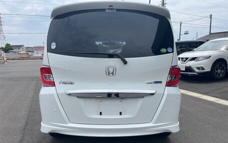 Honda Freed I, 2016 год, 921 000 рублей, 5 фотография