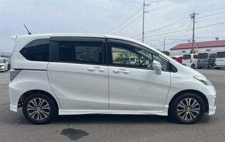 Honda Freed I, 2016 год, 921 000 рублей, 7 фотография