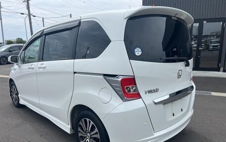 Honda Freed I, 2016 год, 921 000 рублей, 6 фотография