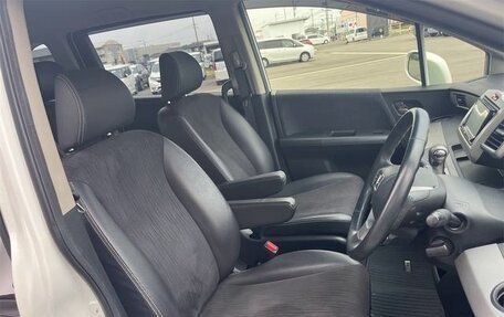 Honda Freed I, 2016 год, 921 000 рублей, 18 фотография
