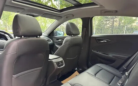 Chevrolet Malibu IX, 2022 год, 1 550 000 рублей, 13 фотография