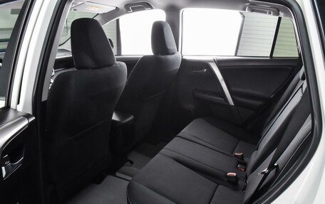Toyota RAV4, 2016 год, 1 999 000 рублей, 11 фотография