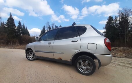 Daihatsu Sirion, 2000 год, 195 000 рублей, 5 фотография