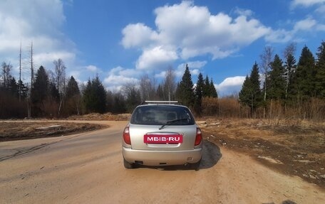 Daihatsu Sirion, 2000 год, 195 000 рублей, 6 фотография