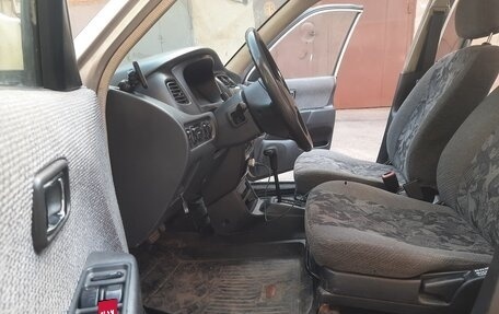 Daihatsu Sirion, 2000 год, 195 000 рублей, 10 фотография