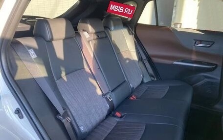 Toyota Harrier, 2022 год, 2 580 000 рублей, 24 фотография