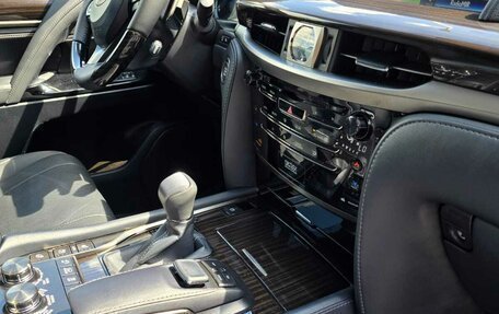 Lexus LX III, 2019 год, 9 800 000 рублей, 19 фотография