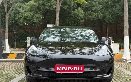 Tesla Model 3 I, 2022 год, 3 600 275 рублей, 2 фотография