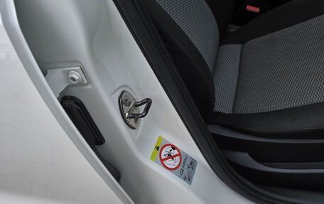 Volkswagen Polo VI (EU Market), 2009 год, 599 000 рублей, 33 фотография