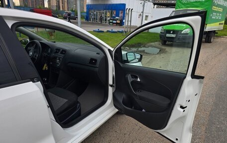 Volkswagen Polo VI (EU Market), 2009 год, 599 000 рублей, 30 фотография