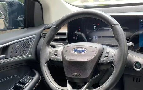 Ford Edge II рестайлинг, 2021 год, 2 550 100 рублей, 6 фотография
