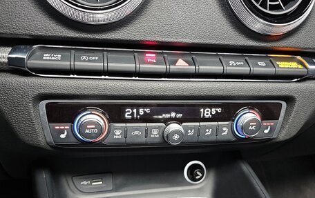 Audi A3, 2018 год, 1 796 080 рублей, 13 фотография