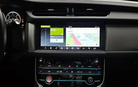 Jaguar XF II, 2017 год, 1 849 000 рублей, 12 фотография