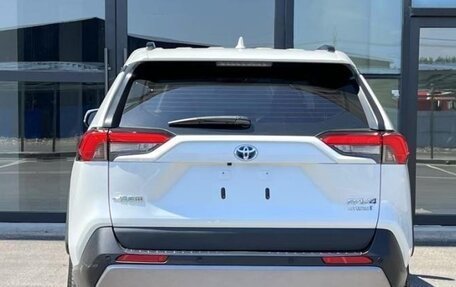 Toyota RAV4, 2022 год, 3 100 000 рублей, 4 фотография