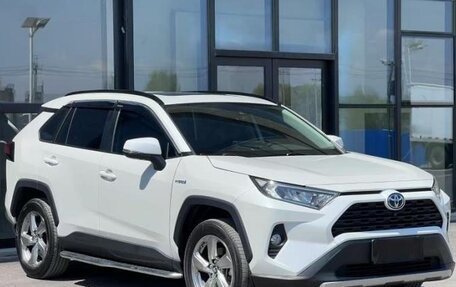 Toyota RAV4, 2022 год, 3 100 000 рублей, 1 фотография