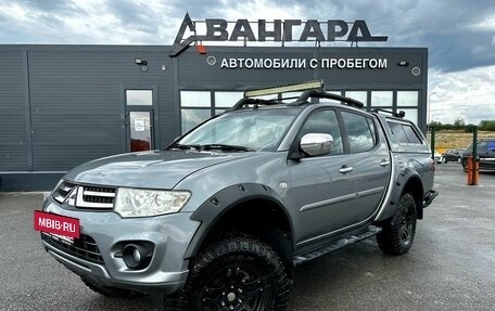 Mitsubishi L200 IV рестайлинг, 2015 год, 1 890 000 рублей, 2 фотография