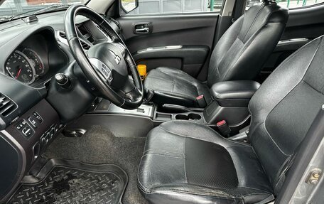 Mitsubishi L200 IV рестайлинг, 2015 год, 1 890 000 рублей, 10 фотография