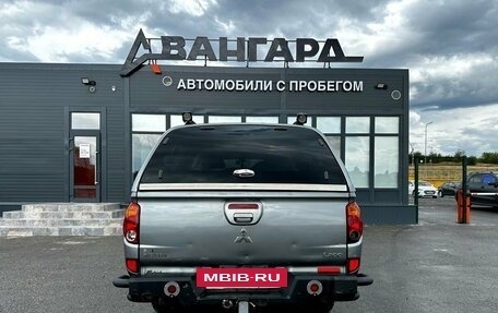 Mitsubishi L200 IV рестайлинг, 2015 год, 1 890 000 рублей, 5 фотография