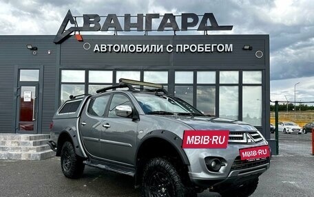 Mitsubishi L200 IV рестайлинг, 2015 год, 1 890 000 рублей, 8 фотография