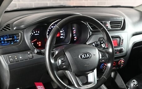 KIA Rio III рестайлинг, 2015 год, 880 000 рублей, 11 фотография