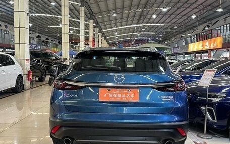 Mazda CX-4, 2021 год, 1 995 000 рублей, 4 фотография
