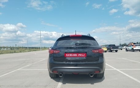 Infiniti QX70, 2017 год, 3 150 000 рублей, 4 фотография