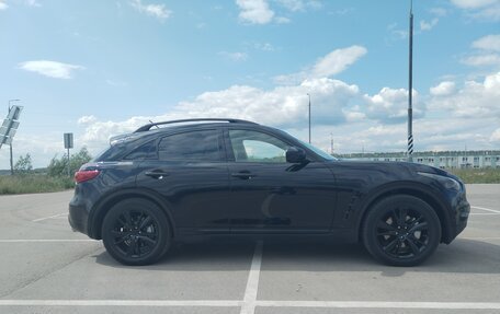 Infiniti QX70, 2017 год, 3 150 000 рублей, 9 фотография