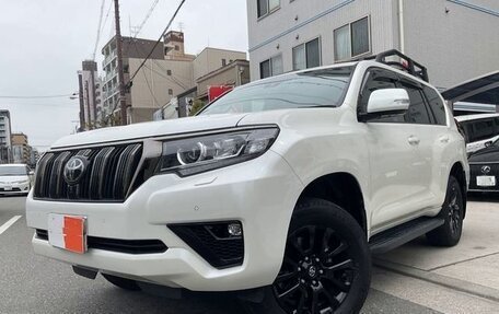 Toyota Land Cruiser Prado 150 рестайлинг 2, 2021 год, 3 482 000 рублей, 3 фотография