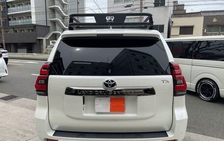 Toyota Land Cruiser Prado 150 рестайлинг 2, 2021 год, 3 482 000 рублей, 6 фотография