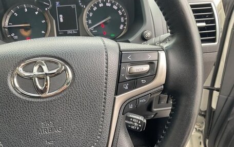 Toyota Land Cruiser Prado 150 рестайлинг 2, 2021 год, 3 482 000 рублей, 13 фотография