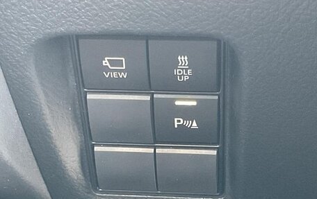 Toyota Land Cruiser Prado 150 рестайлинг 2, 2021 год, 3 482 000 рублей, 19 фотография