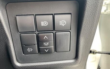 Toyota Land Cruiser Prado 150 рестайлинг 2, 2021 год, 3 482 000 рублей, 23 фотография