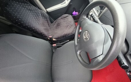 Toyota Vitz, 2010 год, 950 000 рублей, 13 фотография
