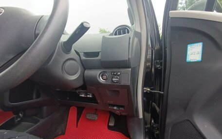 Toyota Vitz, 2010 год, 950 000 рублей, 12 фотография
