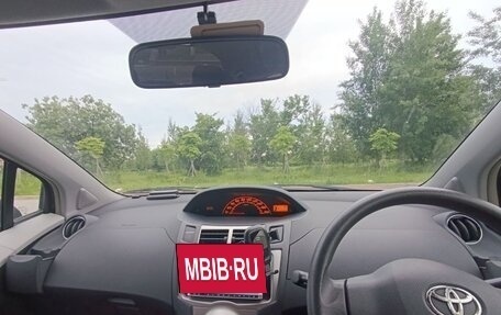 Toyota Vitz, 2010 год, 950 000 рублей, 6 фотография