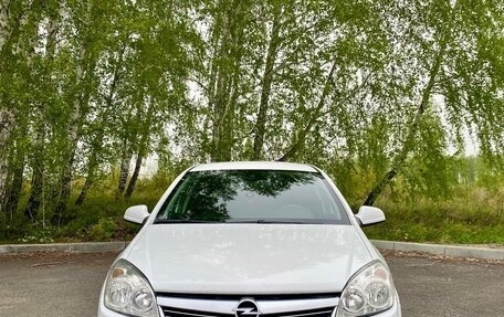 Opel Astra H, 2013 год, 690 000 рублей, 2 фотография