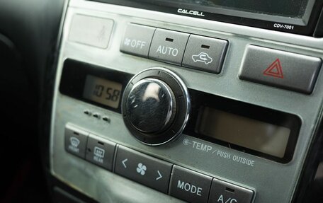 Toyota Ipsum II, 2004 год, 800 000 рублей, 13 фотография