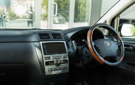Toyota Ipsum II, 2004 год, 800 000 рублей, 10 фотография
