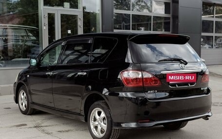 Toyota Ipsum II, 2004 год, 800 000 рублей, 7 фотография