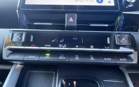 Toyota Noah, 2022 год, 3 583 000 рублей, 23 фотография
