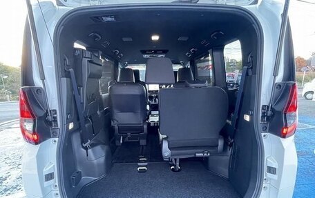 Toyota Noah, 2022 год, 3 583 000 рублей, 39 фотография