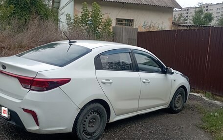 KIA Rio IV, 2018 год, 640 000 рублей, 11 фотография