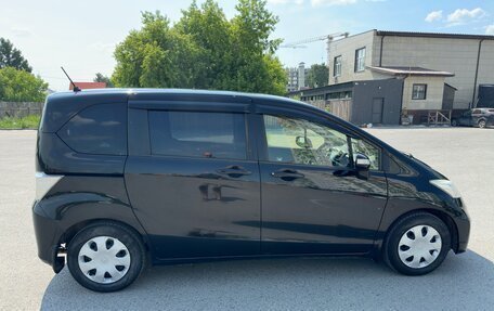Honda Freed I, 2013 год, 1 390 000 рублей, 7 фотография