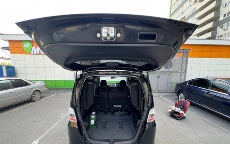 Honda Freed I, 2013 год, 1 390 000 рублей, 18 фотография