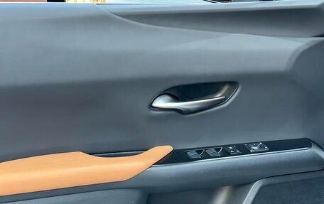 Lexus UX I, 2022 год, 2 619 887 рублей, 16 фотография