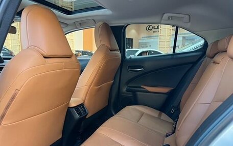 Lexus UX I, 2022 год, 2 619 887 рублей, 15 фотография